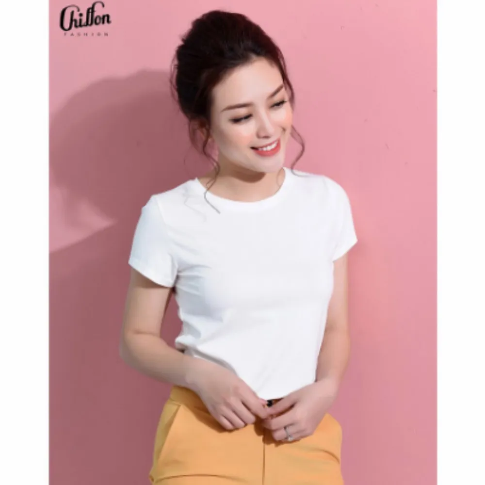 1001 Cách phối đồ cực trendy với áo thun trắng cho bạn nữ