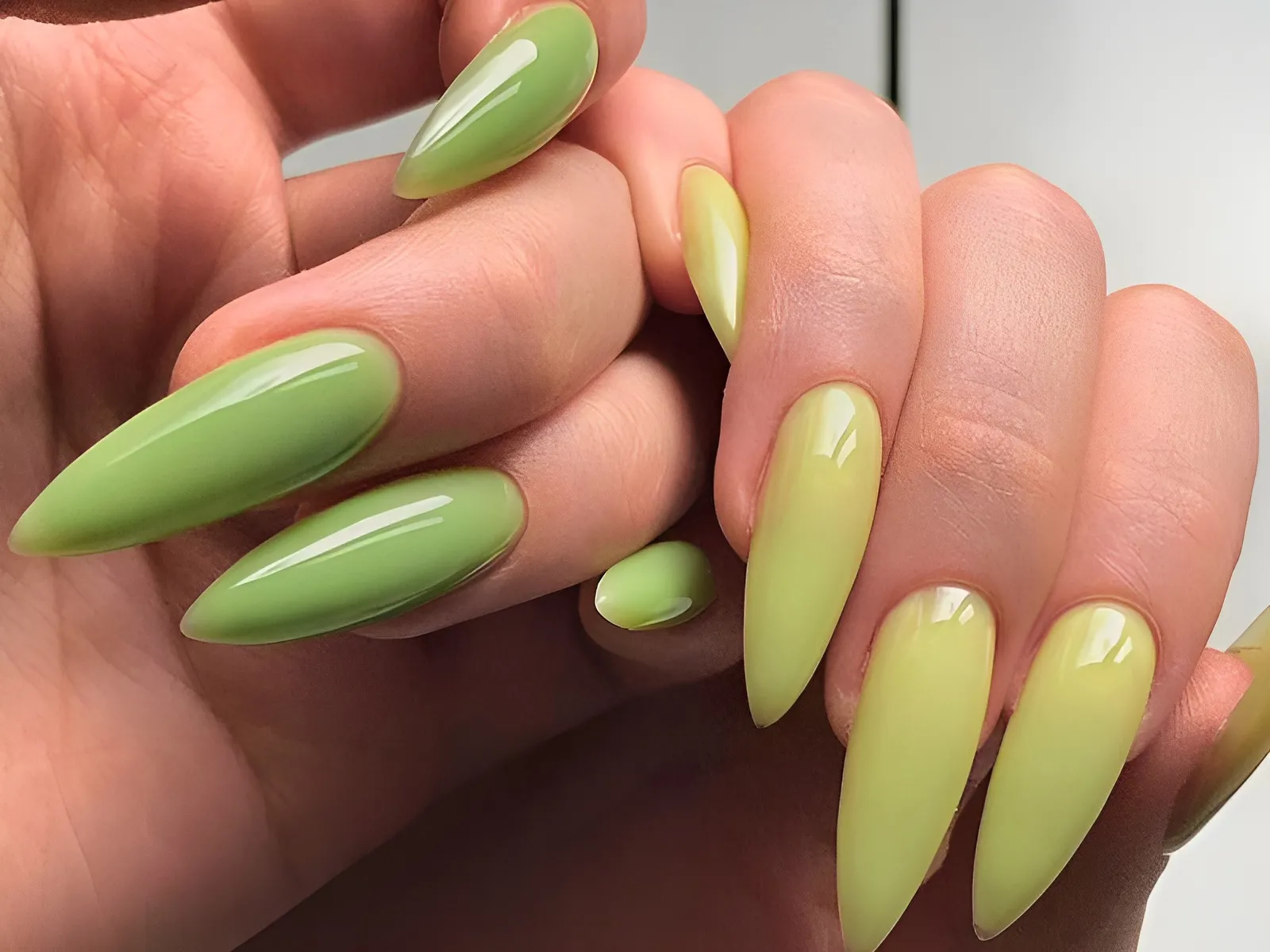 20+ mẫu nail màu xanh lá đẹp độc đáo và sành điệu