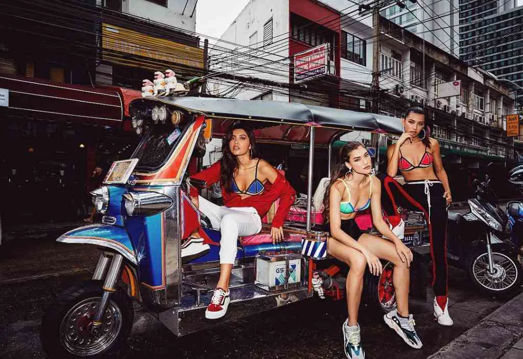 3 sao sở hữu BST giày sneakers khủng nhất showbiz Việt