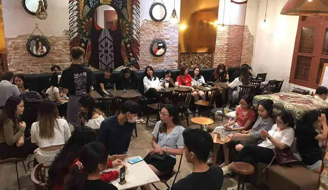 Bật mí những quán cafe 24h Quận 1 cho những cú về đêm