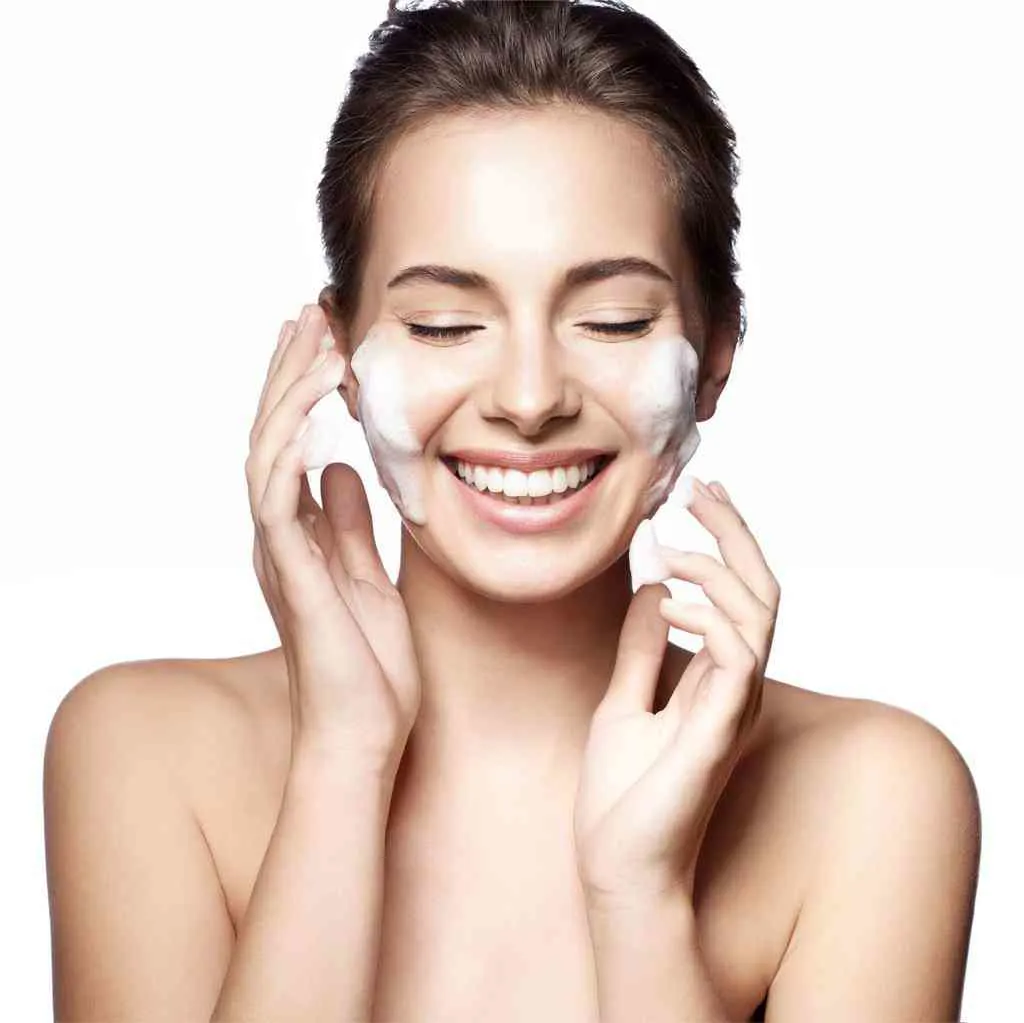 Các bước skincare cho da dầu mụn hiệu quả