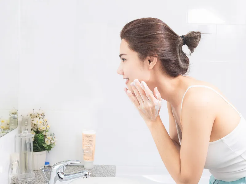 Các bước skincare ngày và đêm cho từng loại da theo chuẩn khoa học