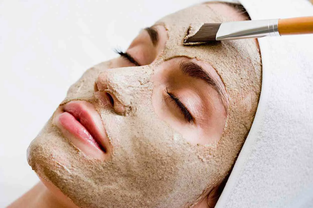 Cách chăm sóc da mặt sau sinh bằng nguyên liệu tự nhiên