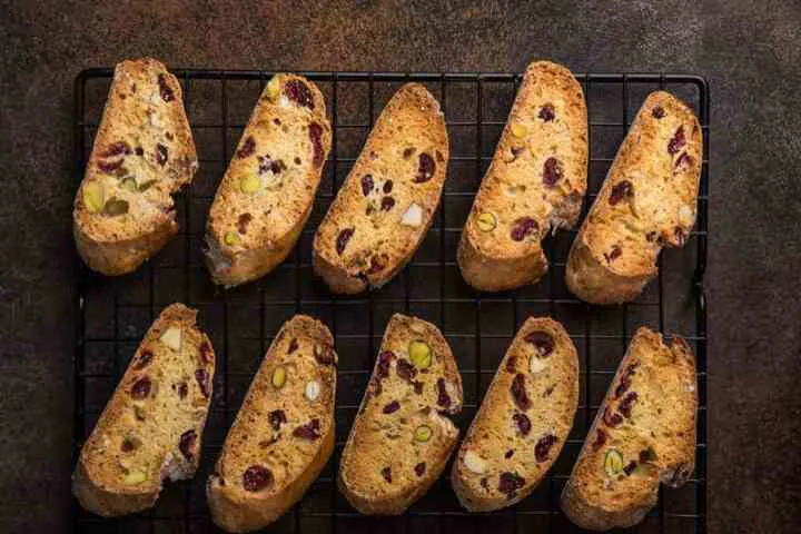 Cách làm bánh Biscotti tại nhà siêu nhanh siêu đơn giản