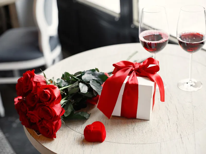 Gợi ý 15+ quà Valentine cho chồng đặc biệt, ý nghĩa