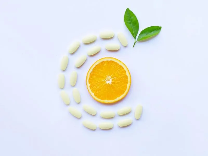 Người bị đau dạ dày có uống được vitamin C không? 