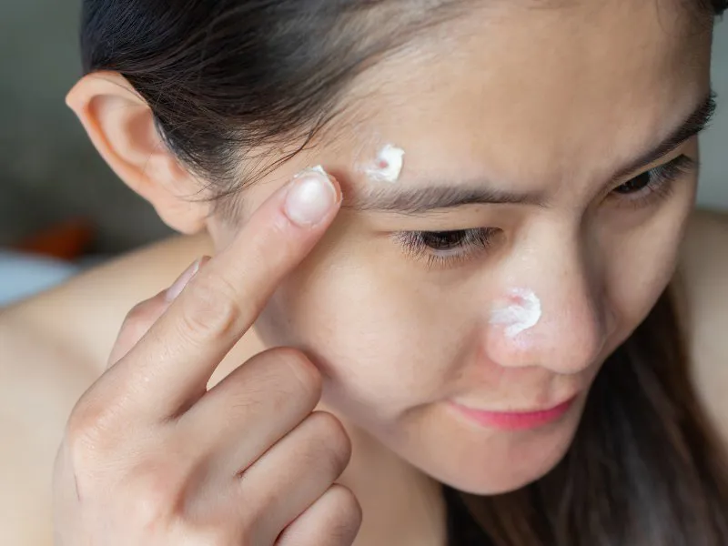 Quy trình các bước skincare cho tuổi dậy thì