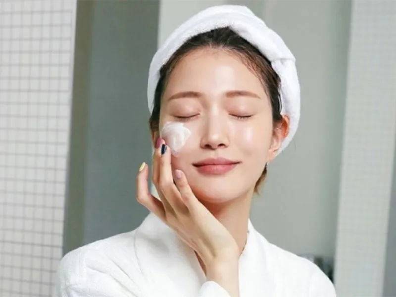 Quy trình các bước skincare cho tuổi dậy thì