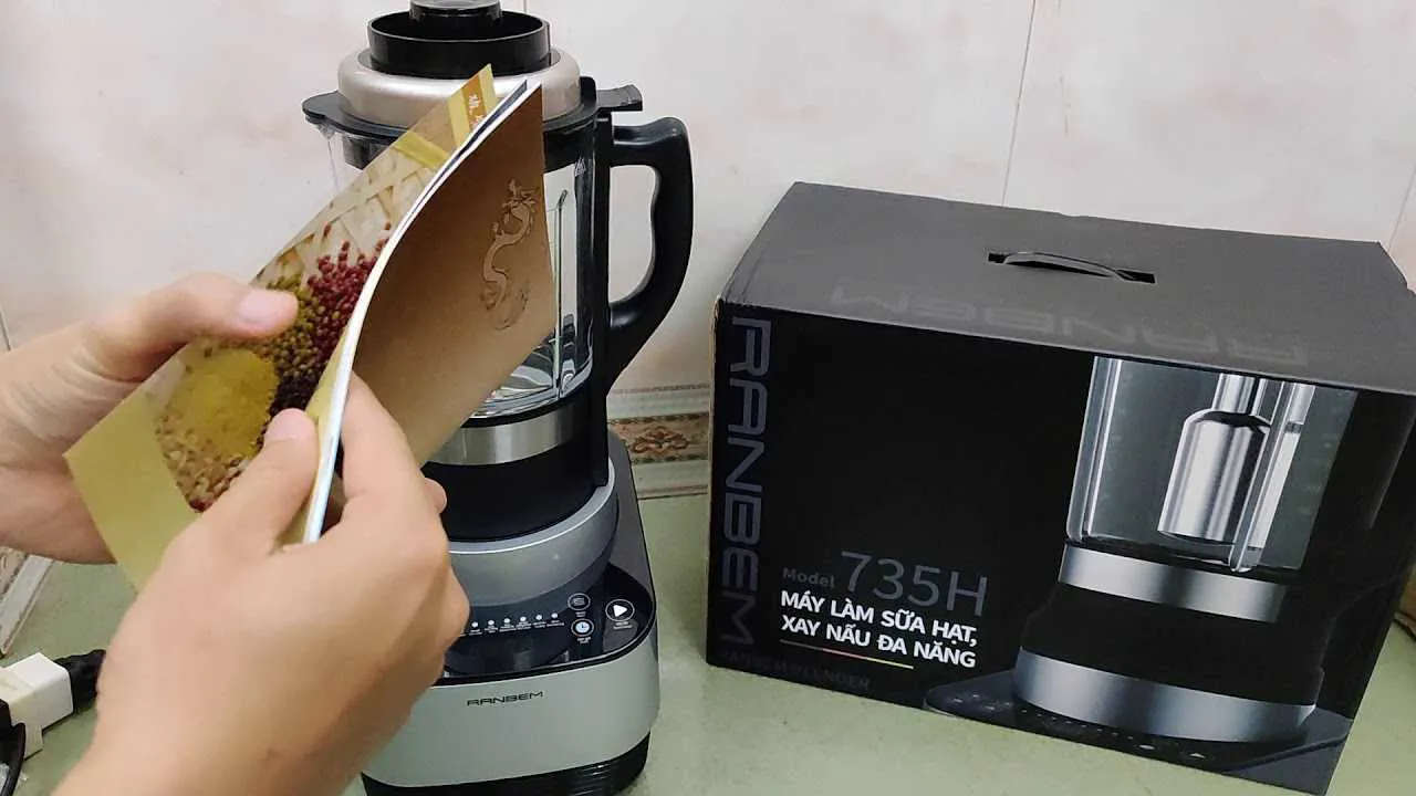 Review máy làm sữa hạt Ranbem 735h đáng mua không?