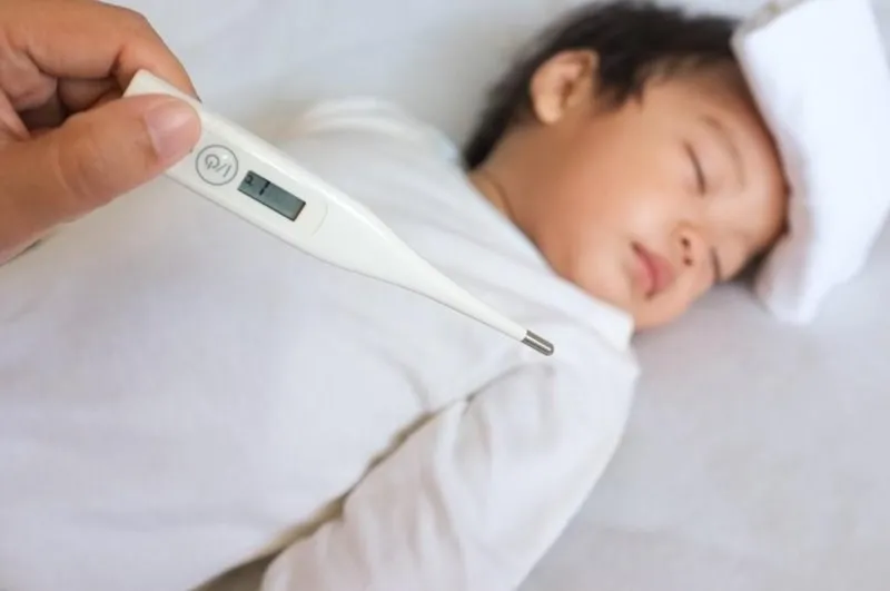 Trẻ bị sốt nên làm gì để nhanh chóng khỏi bệnh